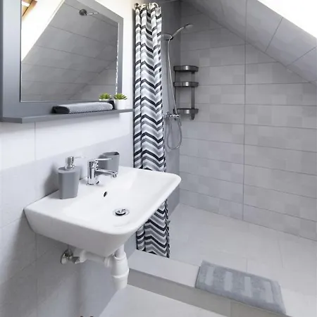 Apartment Koekeny *